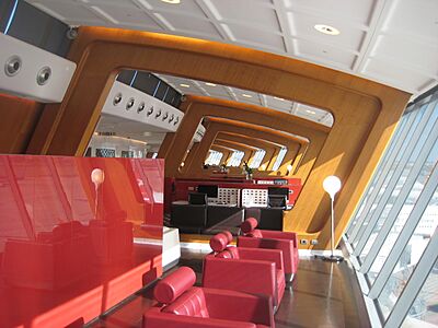 Qantas first class lounge Sydney 2