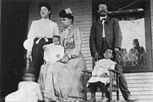 Revels Cayton Family, 1904