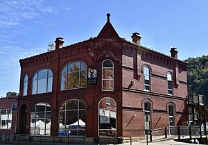 The Joseph Reynolds Office Building and House