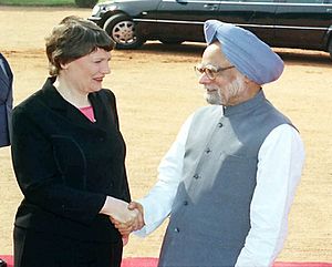 The Prime Minister of New Zealand Ms. Helen Clark is being received by the Prime Minister Dr. Manmohan Singh at a Ceremonial Reception in New Delhi on October 20, 2004