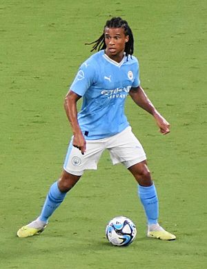 Yokohama F. Marinos - Manchester City (3-5) - 53075276224 (Nathan Ake).jpg