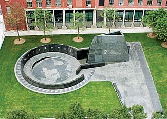 African Burial Ground-aerial view-NYC