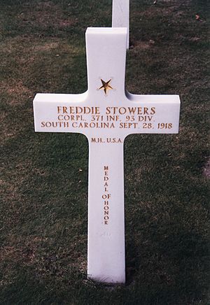 CPL Freddie Stowers' grave at Meuse-Argonne American Cemetery.jpg