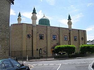 Central Mosque - Gibbet Street - geograph.org.uk - 868139