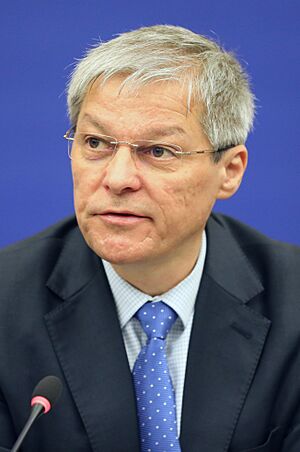 Dacian Julien Cioloș.jpg