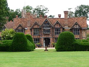 Dorney Court - geograph.org.uk - 1496320