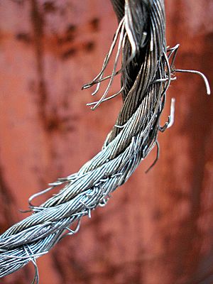 Fraying wire rope