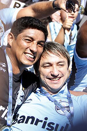 GRENAL Monumental (8247052105)