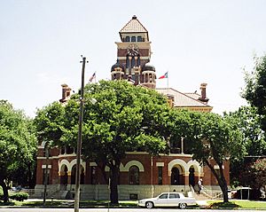 Gonzales courthouse 2005