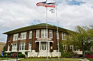Laurel City Hall
