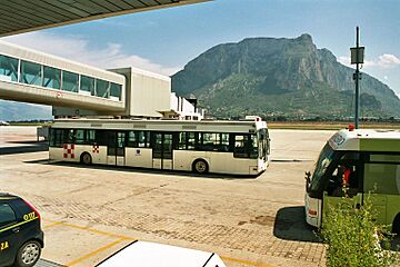 Palermo-Airport-bjs2007-02
