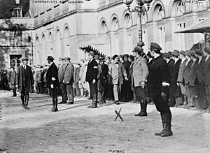 Separatisten der Rheinischen Republik vor dem Kurfürstlichen Schloss in Koblenz, 22 November 1923