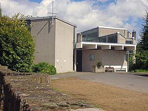 St Margaret of Scotland Church, Twickenham.jpg