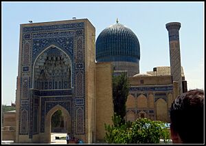 The Gor i Amir (9333681108)