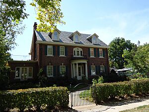 447 McKinley, Eau Claire