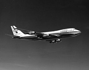 Boeing 747 United SDASM