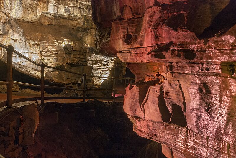 Howe Caverns Passage 1