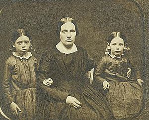 Mary Ann Brown (née Day), wife of John Brown, married in 1833, with Annie (left) and Sarah (right) in 1851