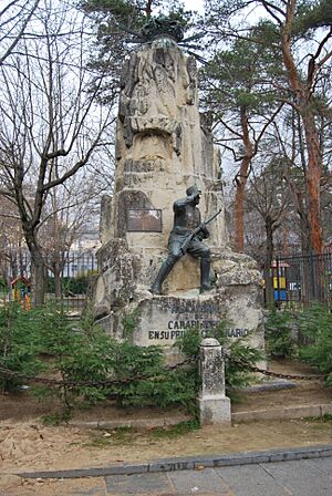 Monumento Cuerpo Carabineros (El Escorial)
