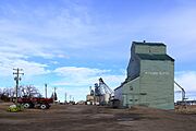 Picture Butte Alberta Grain Elevator (24836364381)