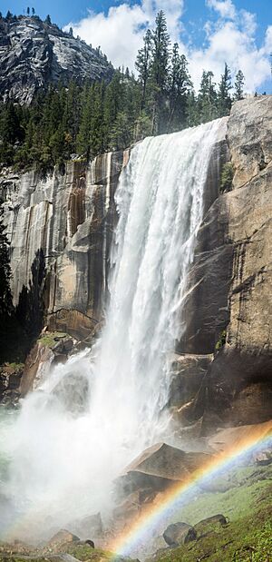Vernal Fall, Yosemite NP, CA, US - Diliff.jpg