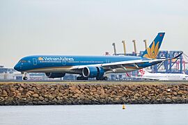 20230805 VN-A896 at SYD 01