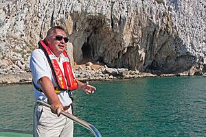 Clive Finlayson off Vanguard Cave