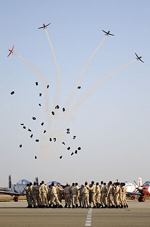 Flickr - Israel Defense Forces - Flight School Graduates Receive Their New Rankings as Air Force Officers