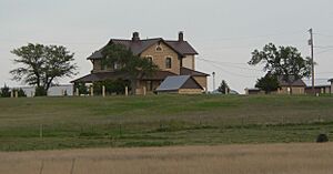 George Grant villa (Ellis Co) from NW long 2