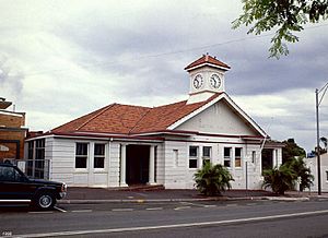 Gladstone Post Office (former) (1998)