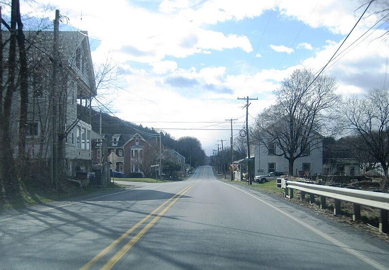 Klinesville, PA along Old 22 wb, March 2024