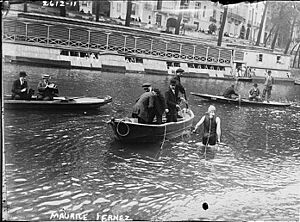 Maurice Fernez Seine 1912