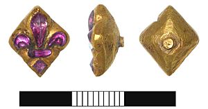 Medieval or post medieval, Gold and amethyst pin (FindID 454735)