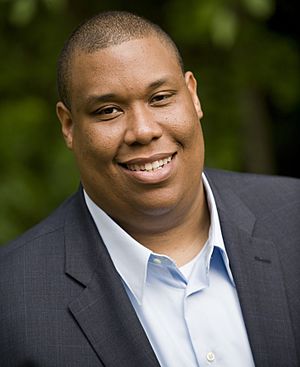 Rashad Taylor Headshot.jpg