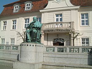 Stavenhagen Fritz-Reuter-Denkmal