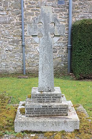 The grave of Henry Dewar, 3rd Baron Forteviot, Aberdalgie