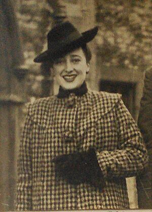 Barbara Robb c.1941