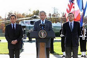 Bush, Sarkozy and Barroso - Camp David (2008-10-18)