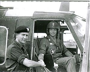 CPT Pete Bahnsen (L) and CPT Doc Bahnsnen