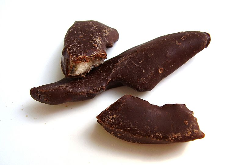 Chocolate coated citrus peel 01
