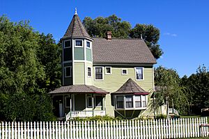 Colburn T. Winslow House