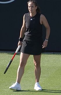 Daria Kasatkina at the 2025 Eastbourne Open (cropped)
