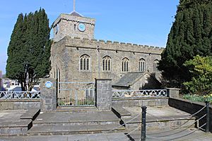Eglwys y Santes Fair - St Marys Church 02