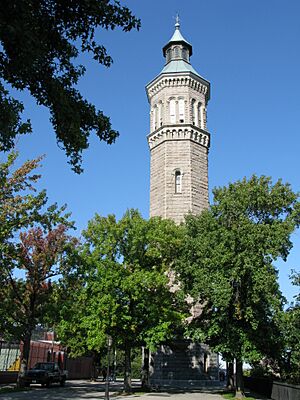 High Bridge Water Tower (Highbridge Park, Manhattan, 2008-10-04)