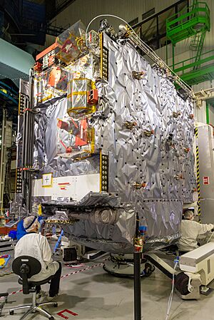 JUICE inside Airbus Defence and Space Astrolabe facilities 08