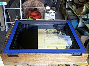 Lenco B52 plinth revamp - applying Danish Oil (8277969136)
