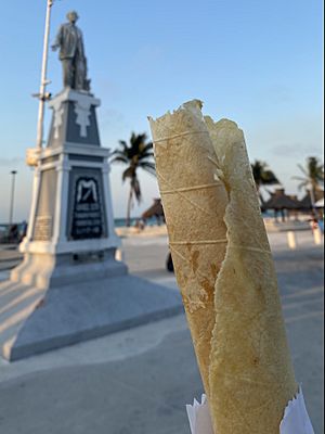 Marquesita tradicional, Malecón de Progreso, Yucatan, Mexico.jpg