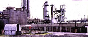Southall Gas Works, 1973 - geograph.org.uk - 130156
