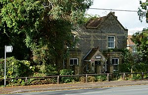 The Lodge, Botley Road, Horton Heath, Hampshire (geograph 3183537)