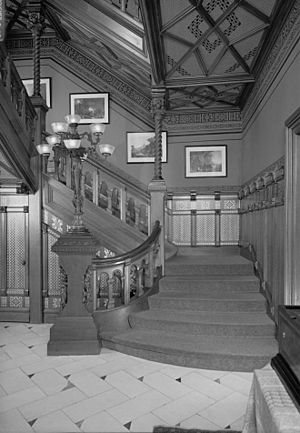 Twain House Entrance Hall HABS CONN,2-HARF,16-46